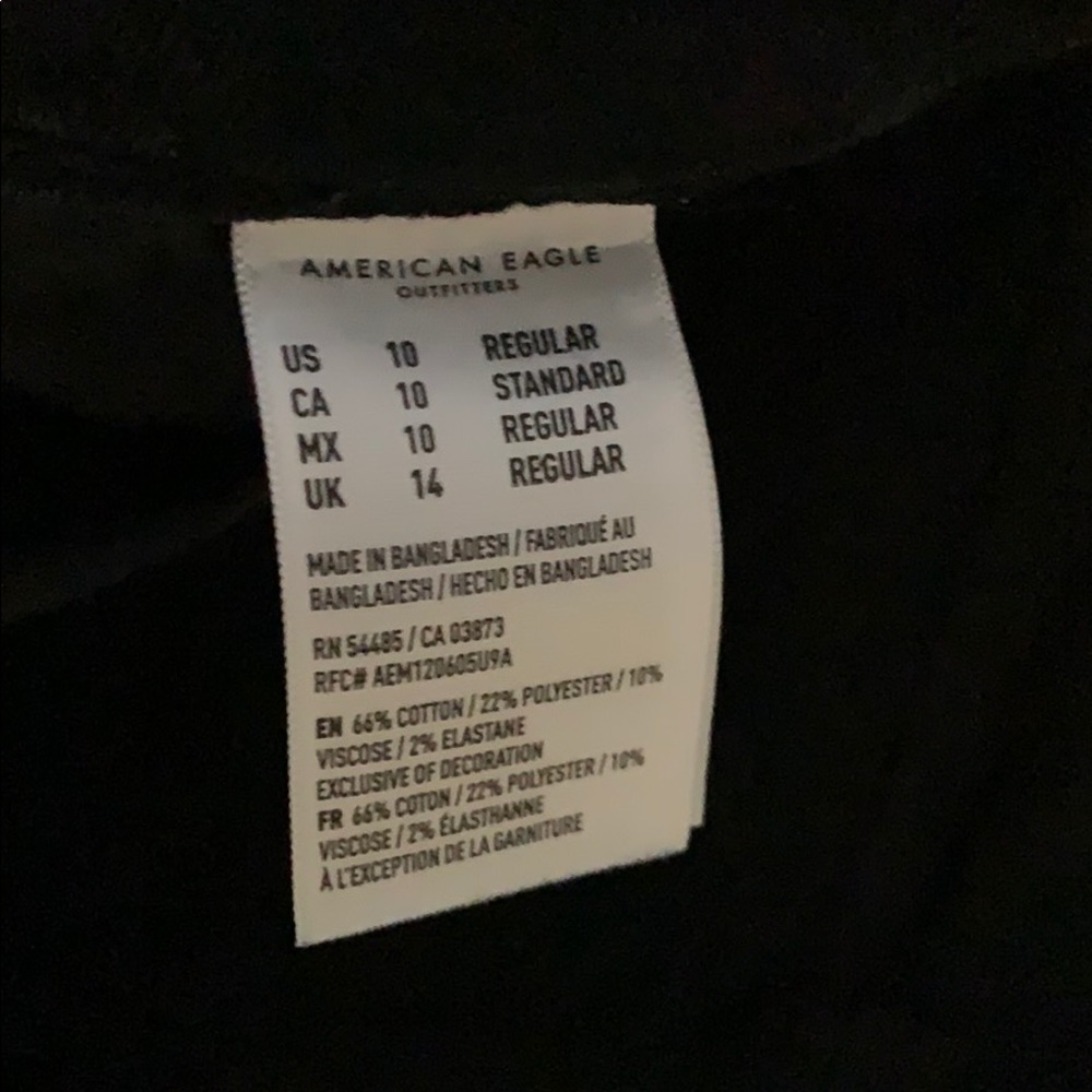 AE Black Ripped Jeans - Picture 4 of 4